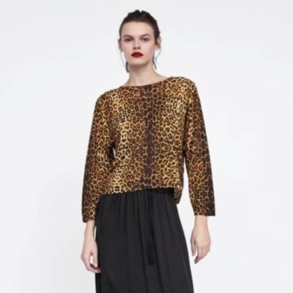 M zara glitter metallic shiny animal print leopard cheetah sweater
